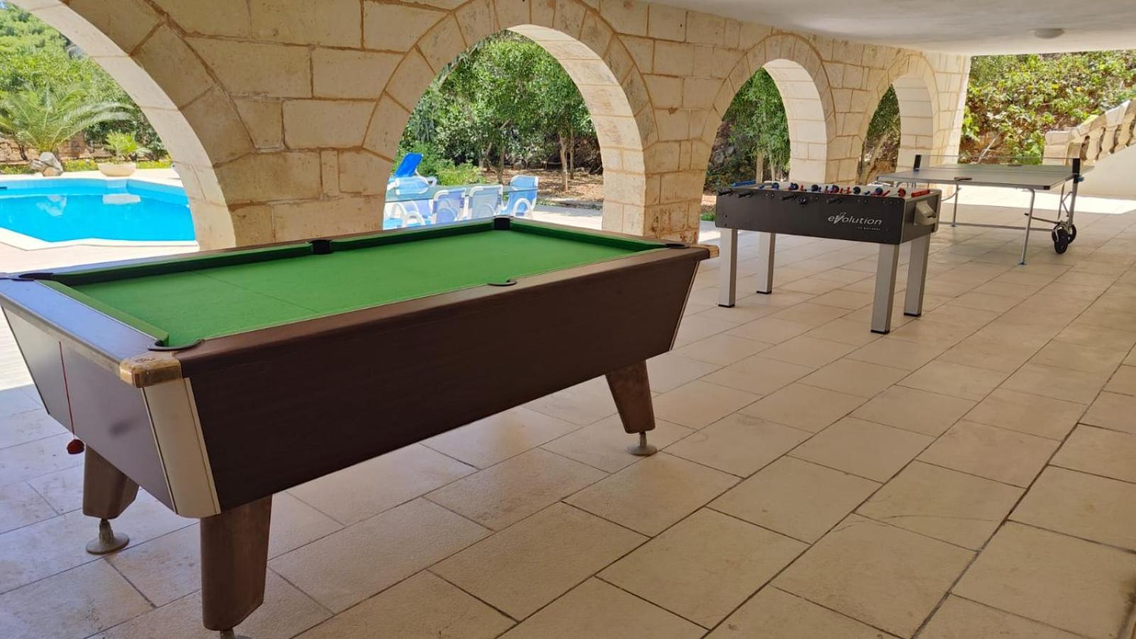Stunning Villa With Pool, Table Tennis, Table Soccer And A Pool Table Naxxar Exterior foto